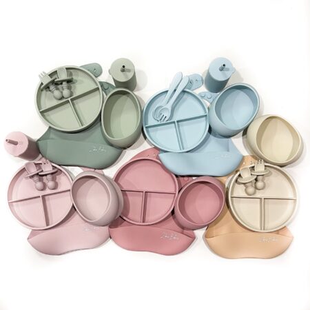 Silicone Sippy Cup with Lid and Straw Our gorgeous Sippy cups with lid and straw are the perfect size for little hands to grip. They are also great for milkshakes